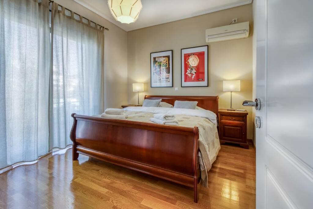Spacious Apartment In Glyfada Close To The Sea Атина Екстериор снимка