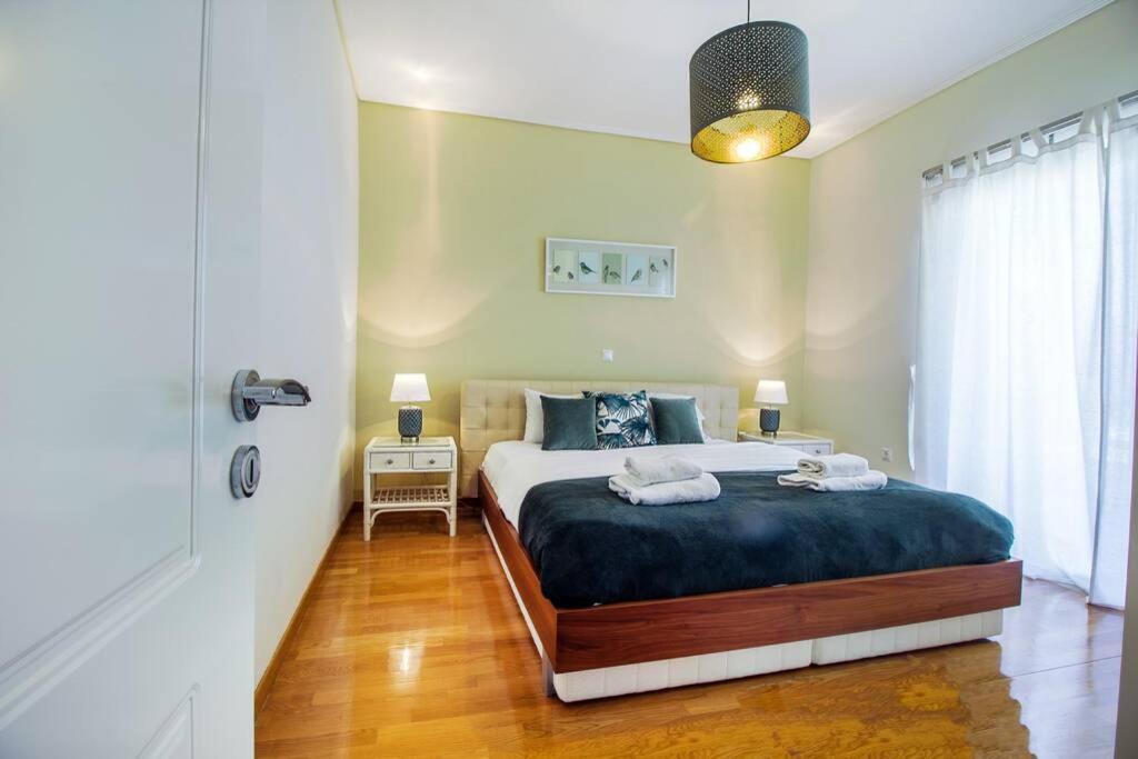 Spacious Apartment In Glyfada Close To The Sea Атина Екстериор снимка